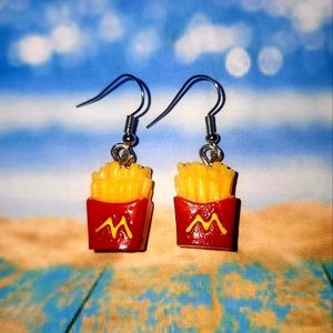 HM CUTE McDonald's Fries EARRINGS